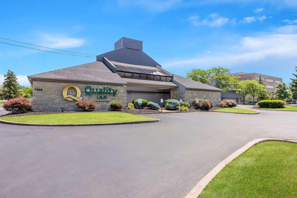 Quality Inn Middleburg Heights Exterior photo